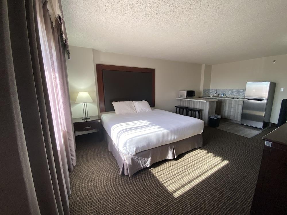 Medicine Hat Lodge, Trademark Collection By Wyndham Exterior photo