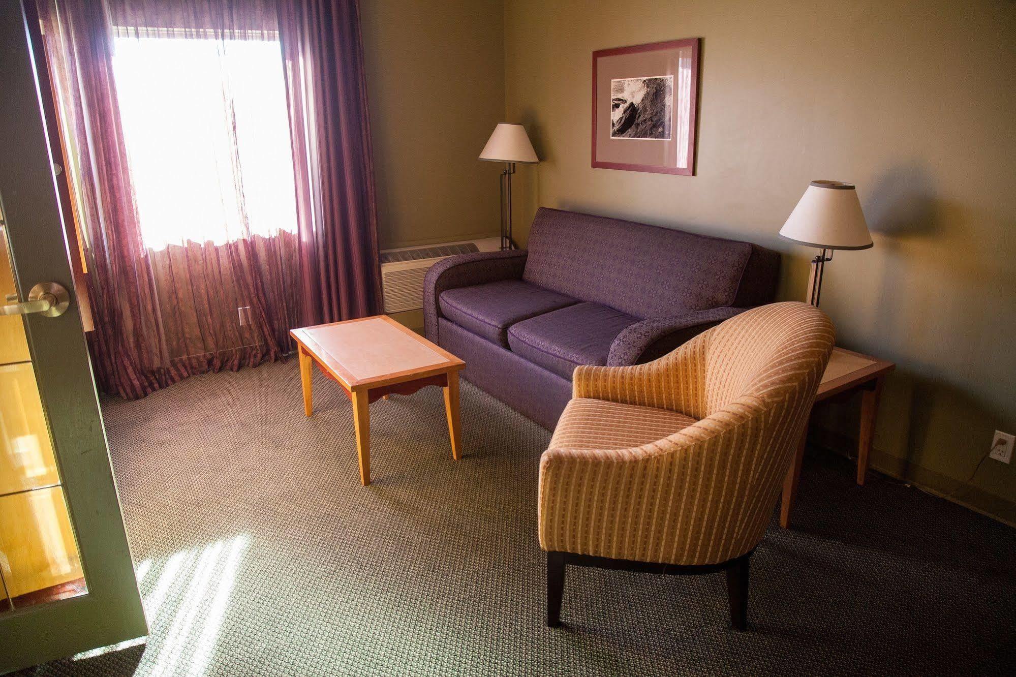 Medicine Hat Lodge, Trademark Collection By Wyndham Exterior photo