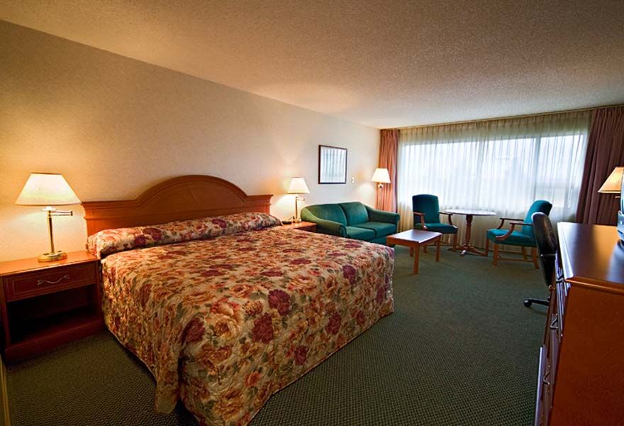 Medicine Hat Lodge, Trademark Collection By Wyndham Exterior photo